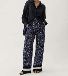 H&M ワイドパンツ イージーパンツ リーフ柄　Sサイズ　ブルー — image 1