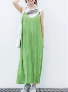 coca コカ　プリーツキャミワンピース　グリーン — image 1
