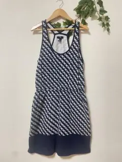 ノースリーブミニワンピース ネイビーとホワイト チェーン柄 — image 1