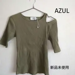 ＊AZUL＊ オリーブ色 Sサイズ Tシャツ — image 1