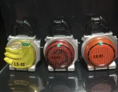 仮面ライダー鎧武 ロックシード DX3個セット LS-07 LS-08 — image 1