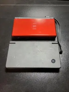 Nintendo DS Lite レッド Nintendo DSi ブラック — image 1