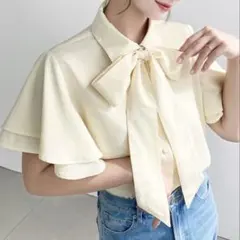 moment+ モーメントプラス ボウタイ取り外し半袖フリルシャツブラウス M — image 1