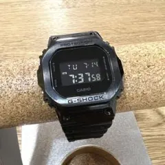 【美品】CASIO G-SHOCK GM-5600B ブラック — image 1