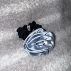 Kijun Satin Corsage Scrunchie Blue — image 1