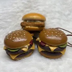 マクドナルド ダブルクォーターパウンダー・チーズ2個＆フィレオフィッシュ — image 1