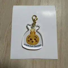 ちいかわベーカリー アクリルチャーム うさぎ — image 1
