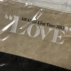 ARASHI Live Tour 2013 LOVE ポーチ — image 1