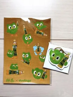 特茶 × Duolingo アクリルキーホルダー ステッカーセット — image 1