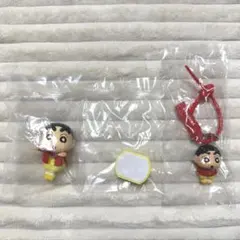 クレヨンしんちゃん くっつきマスコット カラフルマルチチャーム — image 1