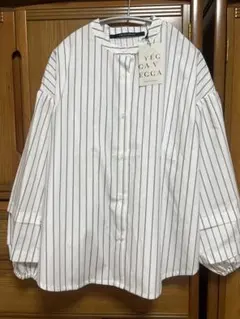 新品✨️YECCA VECCA ストライプピンタック 長袖ブラウス — image 1