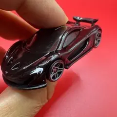 Hot Wheels McLaren P1 ブラック ミニカー — image 1