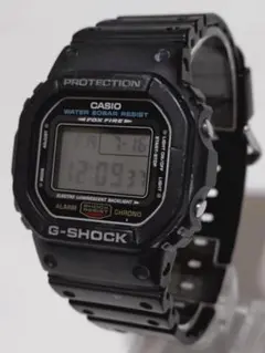 CASIO　カシオ　G-SHOCK　DW-5600E　20気圧防水　中古 — image 1