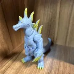 ウルトラ怪獣ゾアムルチ　ライブサイン付きソフビ　ウルトラマン — image 1