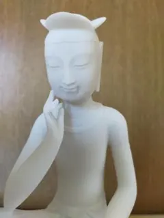 大理石　弥勒菩薩半跏像 — image 1