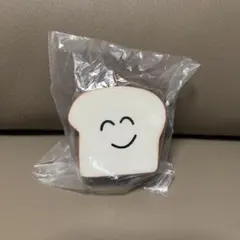 ぱんさん 食パン スクイーズ キーホルダー — image 1