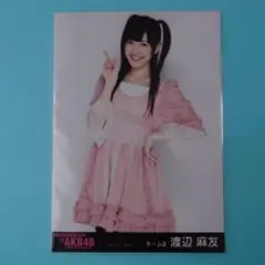 「送料込み」DOCUMENTARY of AKB48 渡辺麻友 生写真 ヒキ — image 1