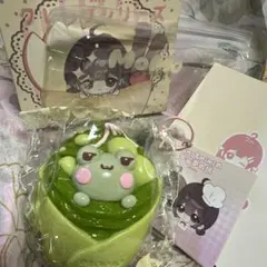 MoMo Skye クレープ カエル スクイーズ — image 1