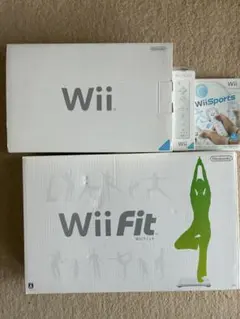 Wii本体、WiiFit、WiiSports、リモコン(カバー付き)4点セット — image 1