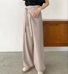 グレージュ ラップ　 ワイドパンツ　XＬ 新品未使用 — image 1