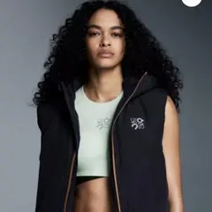 LOEWE x On クロップド タンクトップ ヨガウェア — image 1
