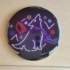 WhiteTails ワイテルズ ヴィレヴァン 5周年 缶バッジ スマイル — image 1