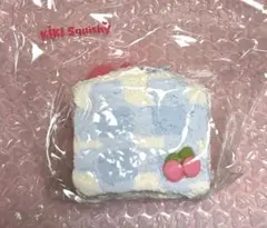kikisquishy 三層トースト XLサイズ さくらんぼ チェック柄 — image 1