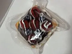 kikisquishy ベリーとチョコの2枚トースト — image 1