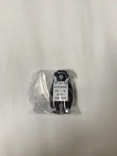 BRANDALISED バンクシー　Do Nothing フィギュア　ガチャ — image 1