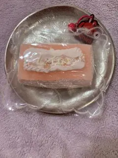 taonini 桜クリーム角餅　スクエア　スクイーズ　タオニニ — image 1
