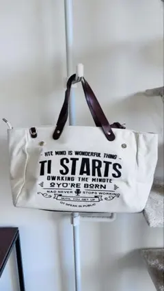 トラベルバッグ — image 1
