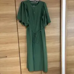 Hon グリーン フレア袖 ロングワンピース　Hok trish — image 1