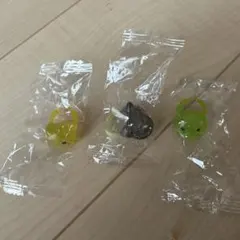 カプセルトイ 指人形 リング 3個セット — image 1