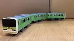 ★値下げしました★ 【廃盤】E231系みどりの山手線リラックマラッピング車 — image 1