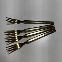 GIVENCHY ゴールドカラー フォーク 4本セット — image 1