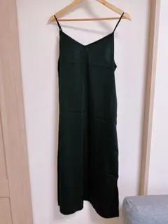 ブラック キャミワンピース UNIQLO — image 1