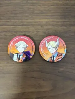 魔界の主役は我々だ！ アニメイトカフェ 缶バッジ 2種セット — image 1
