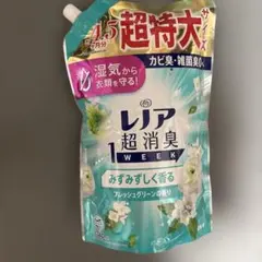 レノア 超消臭 1WEEK フレッシュグリーンの香り 詰替用 1380ml — image 1