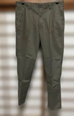 ☆新品　タグ付き　crocodile ズボンLサイズ カーキ — image 1