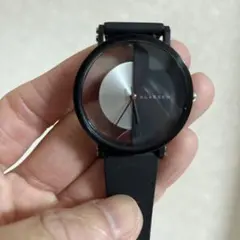 KLASSE14 ブラック シリコンバンド 時計 — image 1