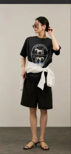 Over the Border グラフィックプリントTEE /［洗える］ — image 1