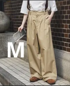 ベージュ ワイドチノパンツ Mサイズ — image 1