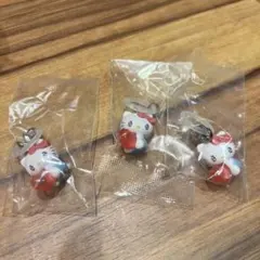 ハローキティ めじるしアクセサリー ガチャガチャ 3個セット　エモきゅん　2 — image 1