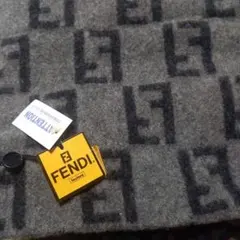 FENDI マフラー ウール100% グレー — image 1