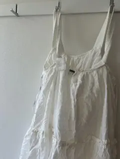 ghanda clothingワンピース　まとめ買い2つで2100円可能。 — image 1