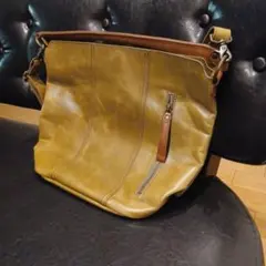 Dakota ショルダーバッグ レザー オリーブ — image 1