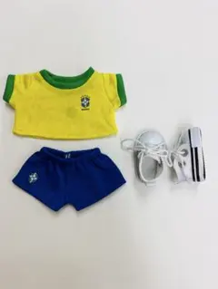 ラブブぬいぐるみ服 3点セット ブラジル サッカーユニフォーム 靴付き 17cm — image 1