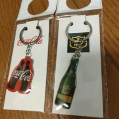 新品未開封　Coca-Cola Canada Dry キーホルダー 2種セット — image 1