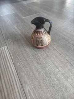 エジプトの陶器製小型ピッチャー — image 1