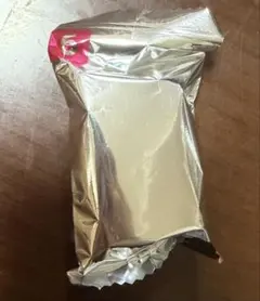 ちいかわ チョコボックス 6番 ラッコ — image 1